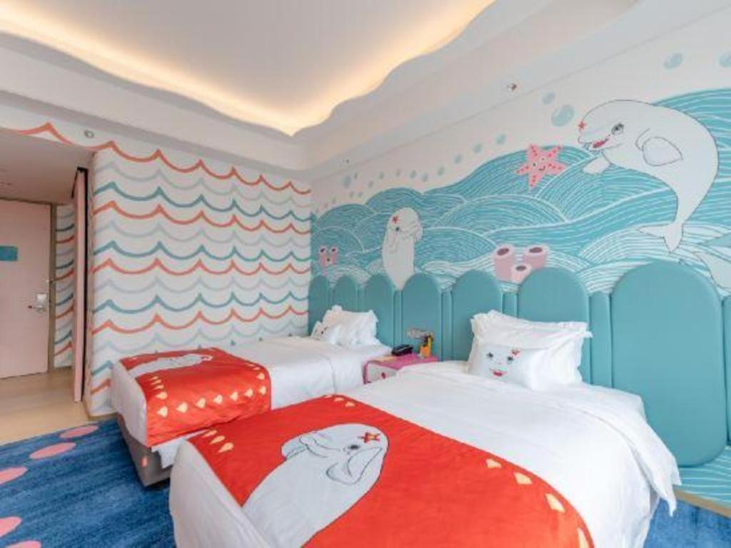 Dolphin Bay Hotel Kunming Exterior photo